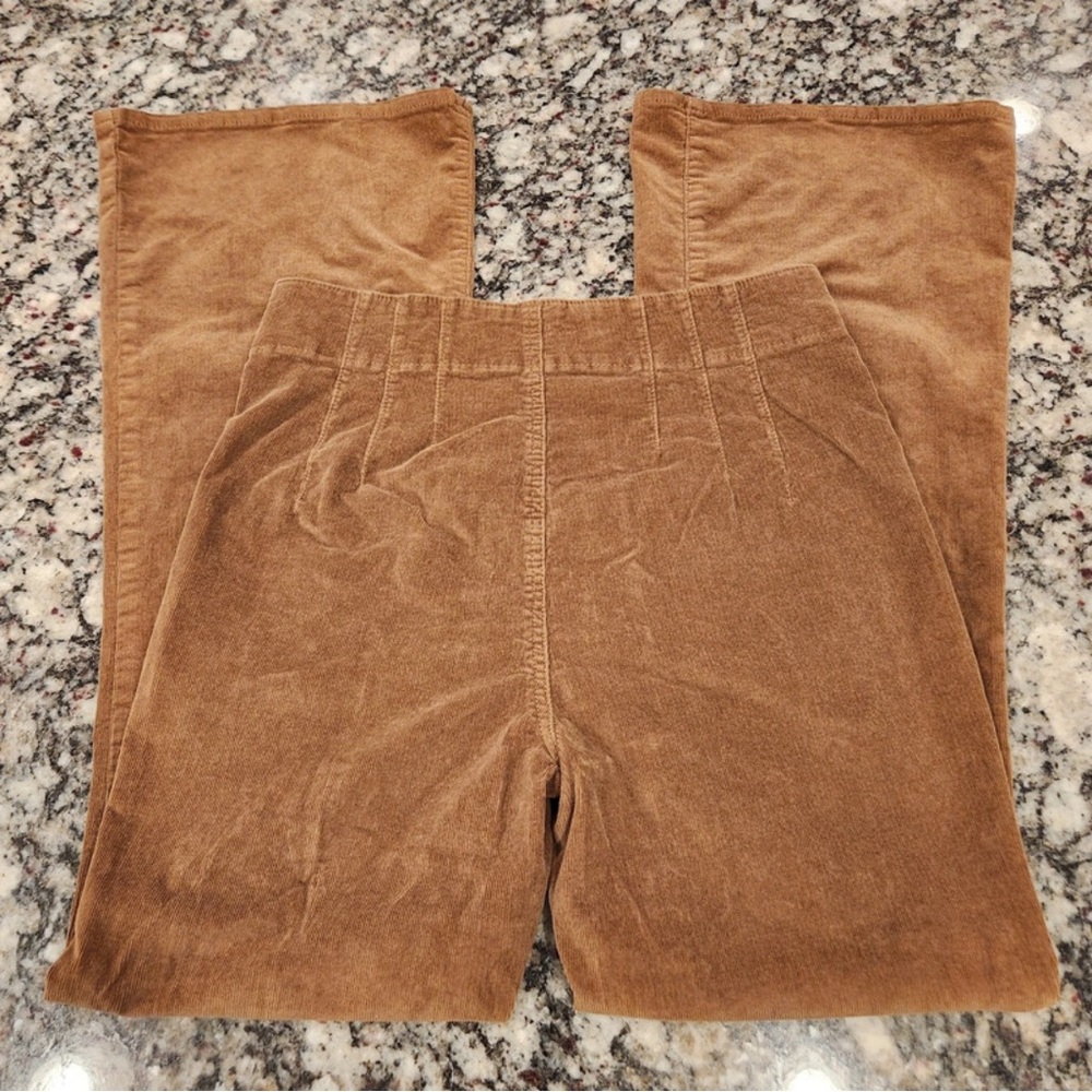 No Boundaries Brown Ankle & Cropped Jeans